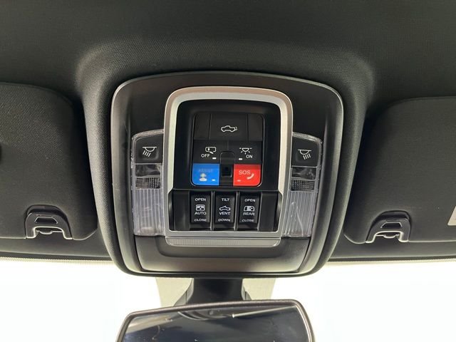 Used 2024 White Ram Laramie image 38