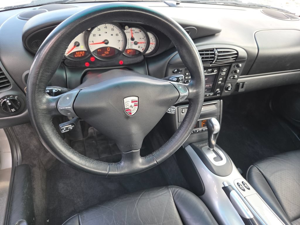 Used 2001 Arctic Silver Metallic Porsche Carrera image 29