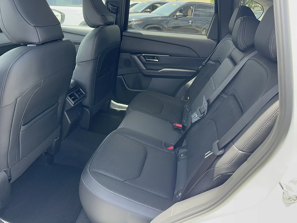 New 2026 Rhodium White Metallic Mazda 2.5 S Preferred AWD image 10
