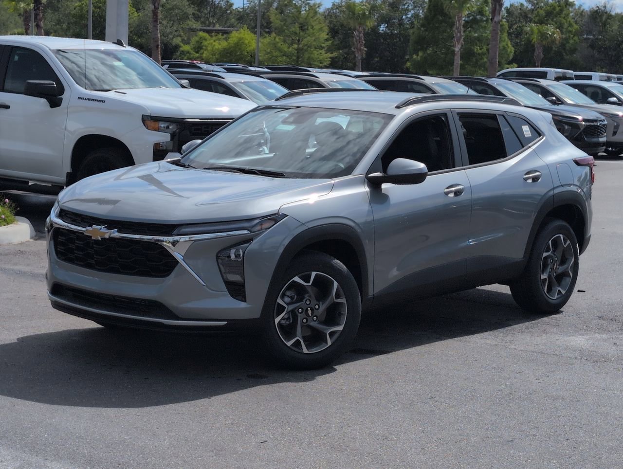 2026 Chevrolet Trax LT's photo