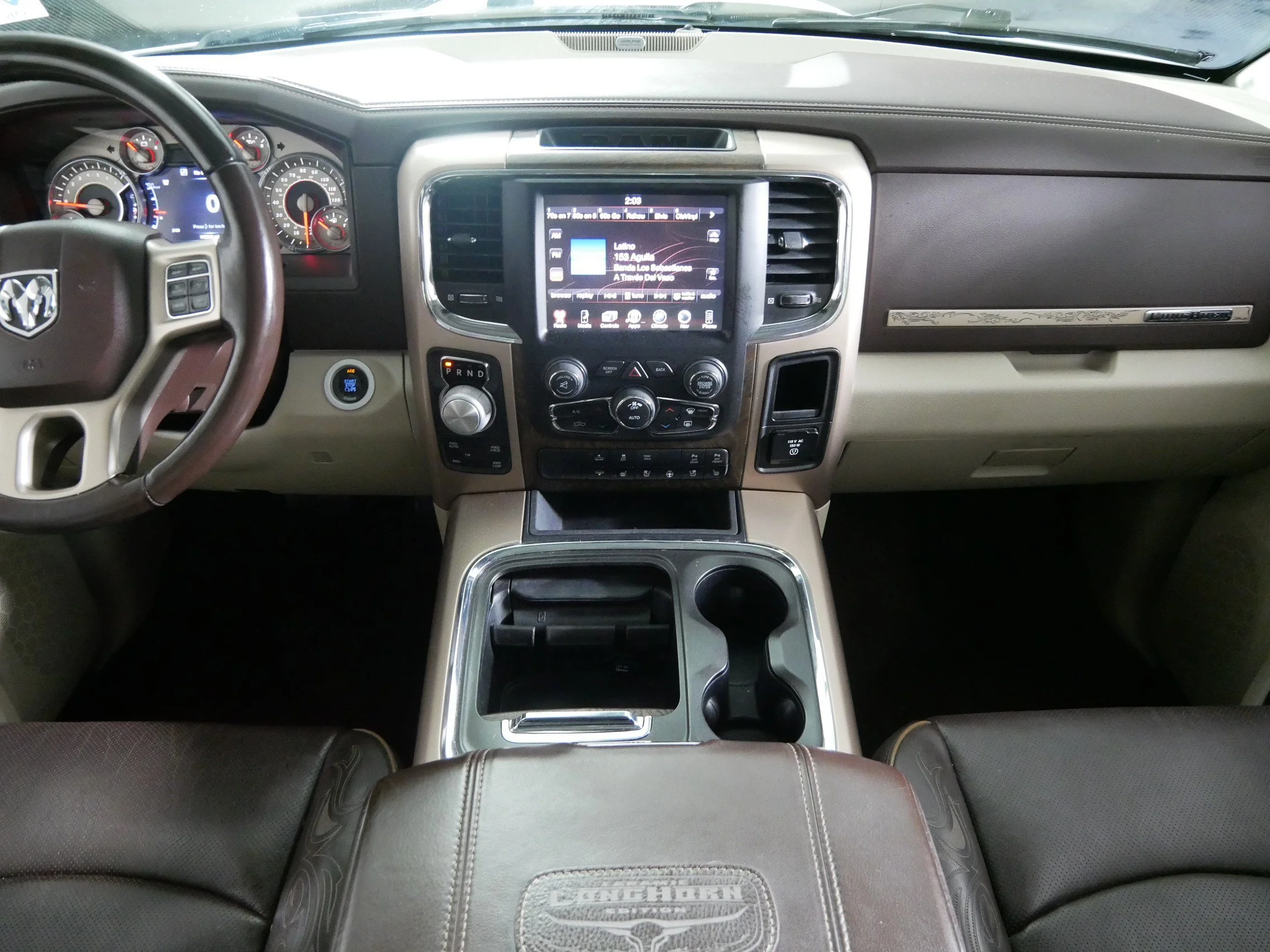 Used 2016 Bright White Clearcoat Ram Longhorn image 10