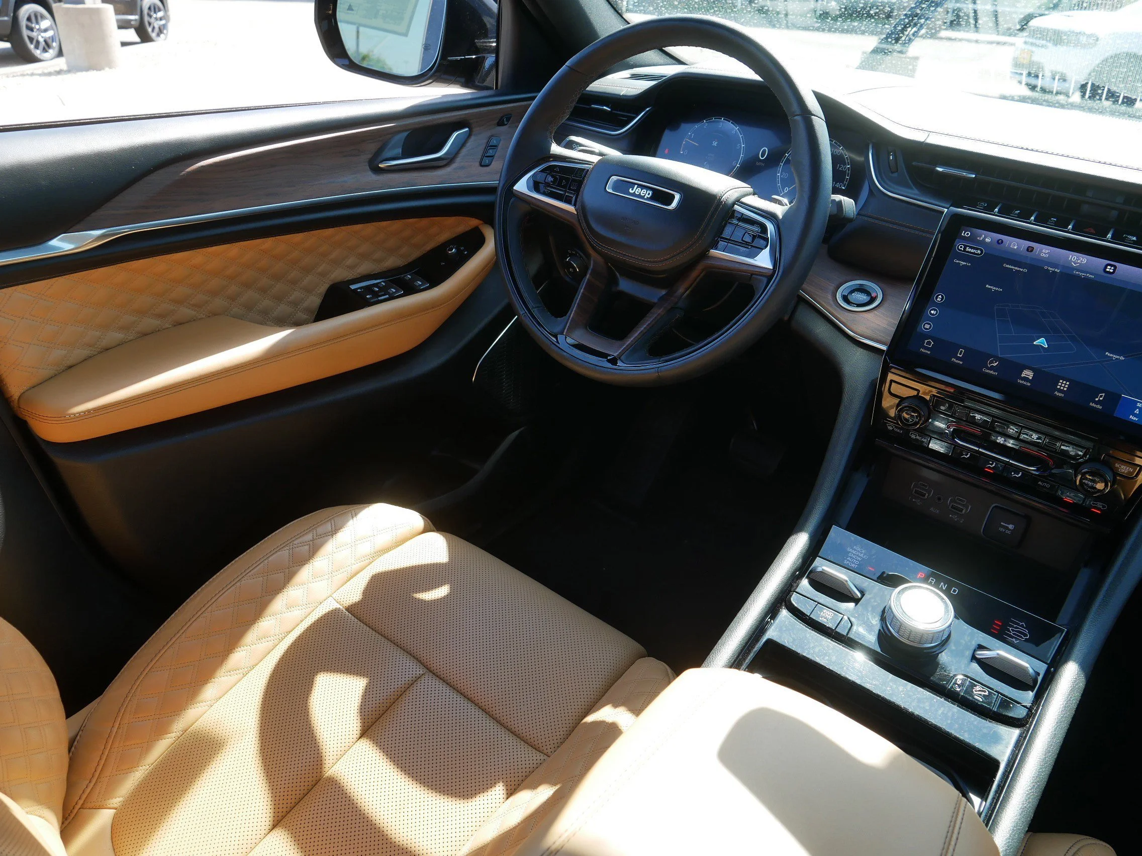 Used 2024 Baltic Gray Metallic Clearcoat Jeep Summit image 9