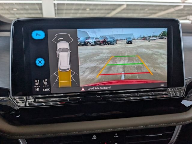 Used 2024 Blue Volkswagen 2.0T SE w/Technology image 16