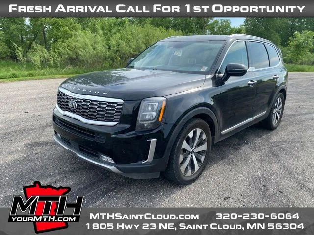 Used 2020 Black Kia SX image 4