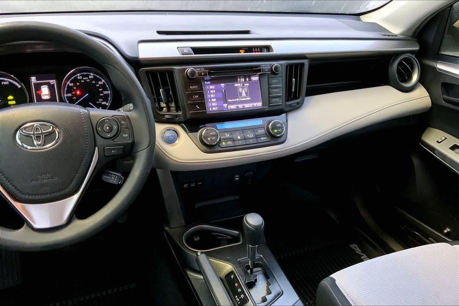 Used 2018 Galactic Aqua Mica Toyota Hybrid LE image 8