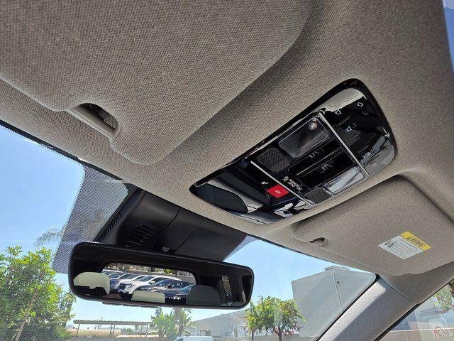 2025 Hyundai Santa Fe Limited - Photo 35