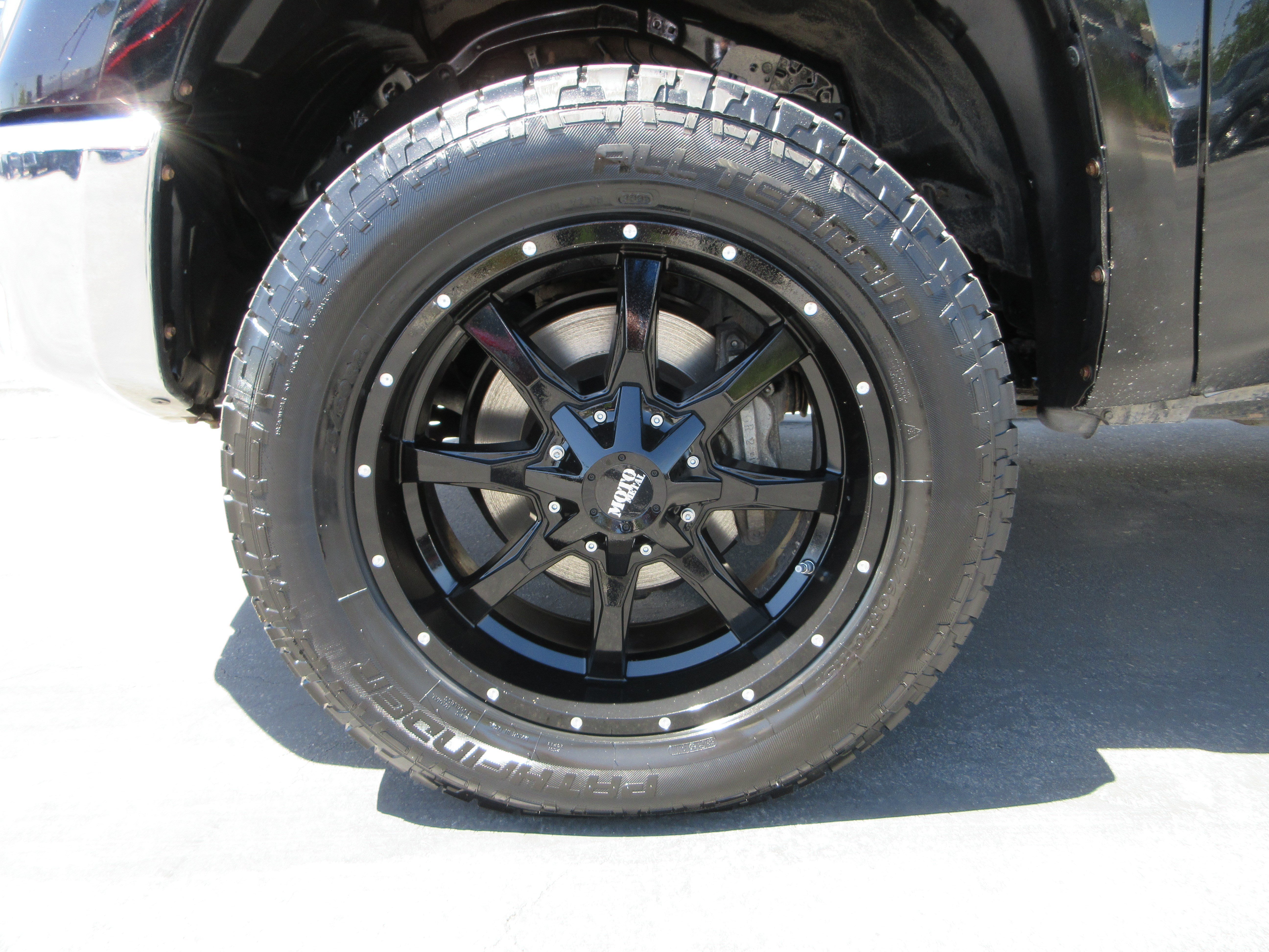 Used 2019 Midnight Black Metallic Toyota SR5 image 45