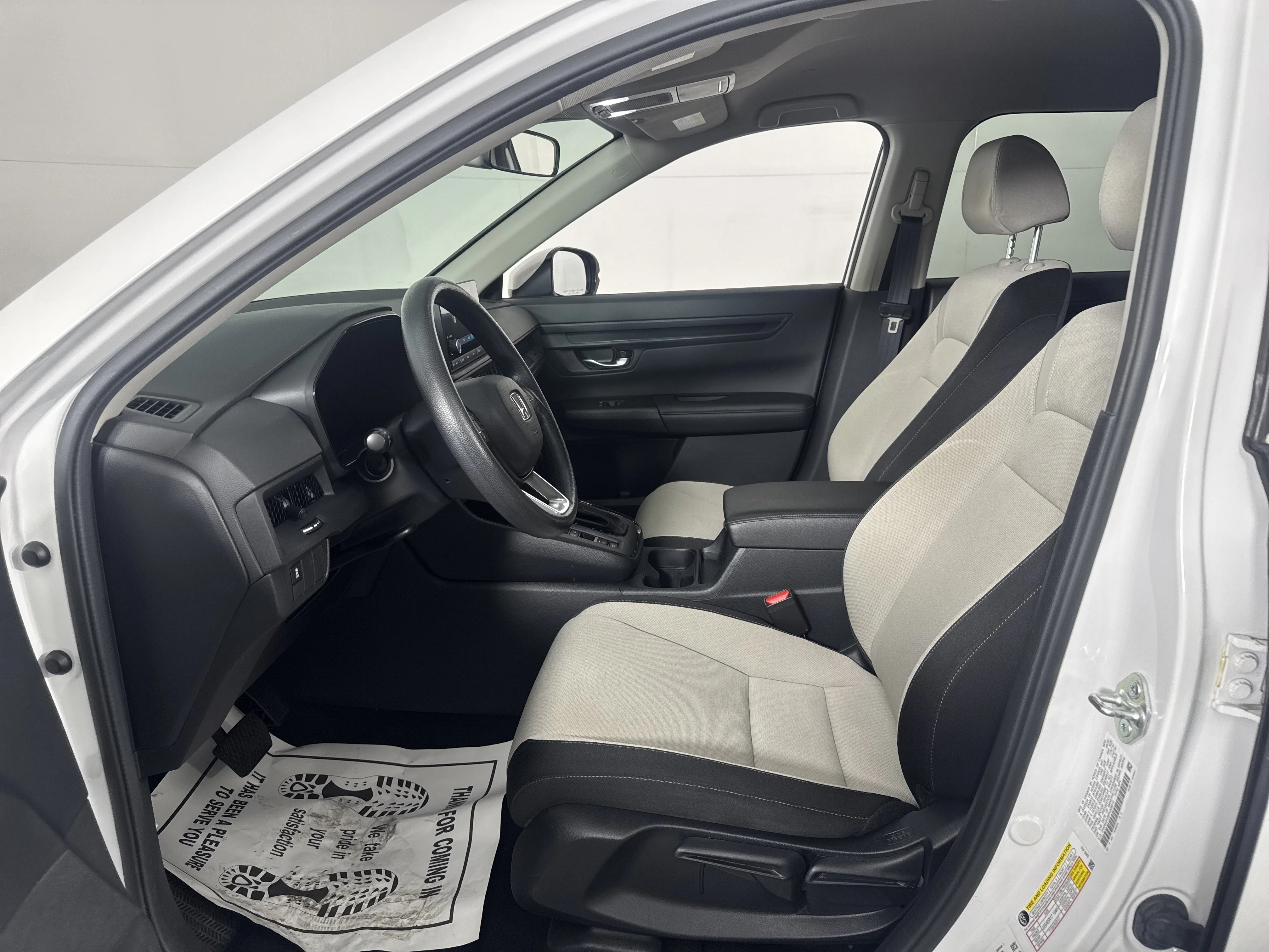 2023 Honda CR-V LX - Photo 16