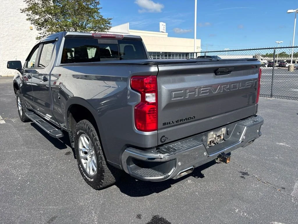 Used 2022 Satin Steel Metallic Chevrolet LT image 6