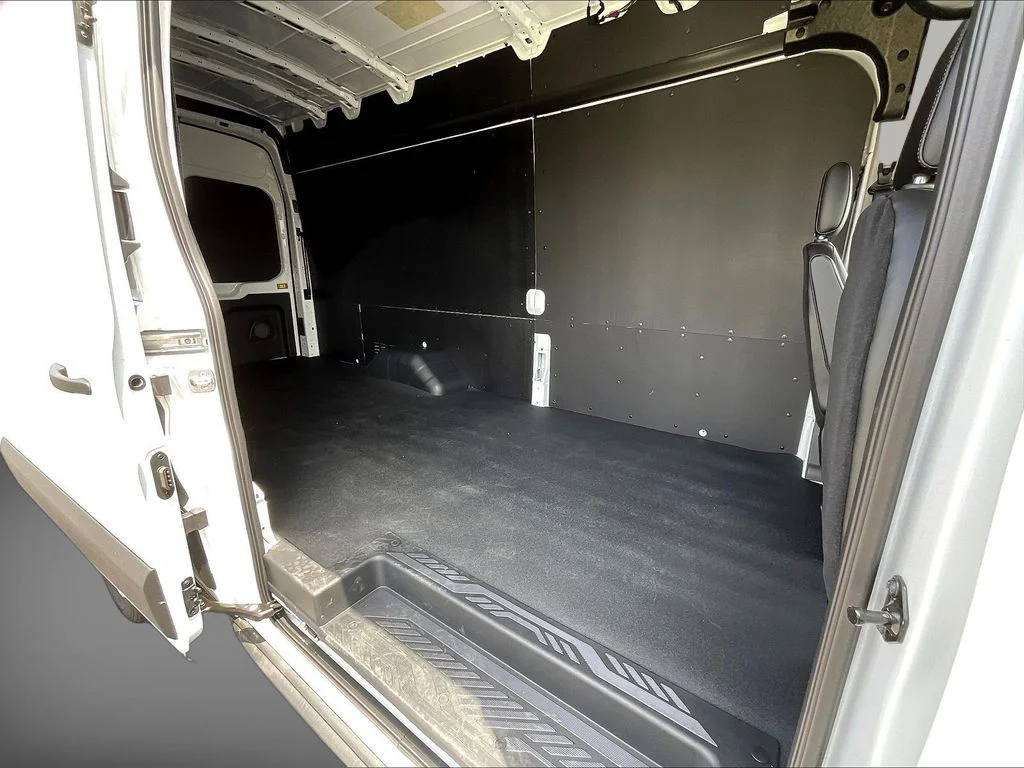New 2026 Oxford White Ford Cargo Van image 10