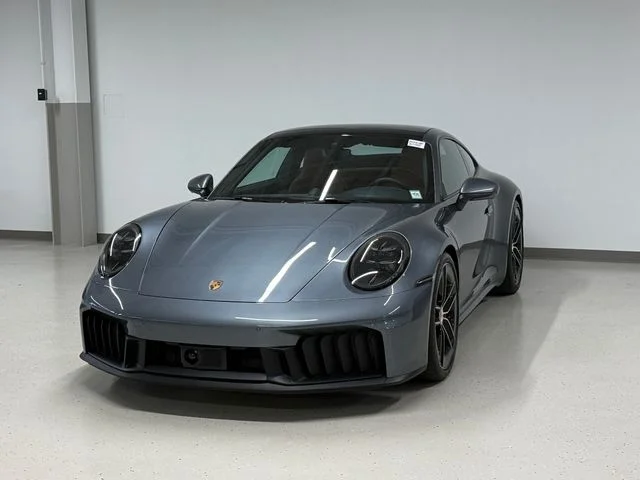 2025 Porsche 911 Carrera GTS Coupe's photo
