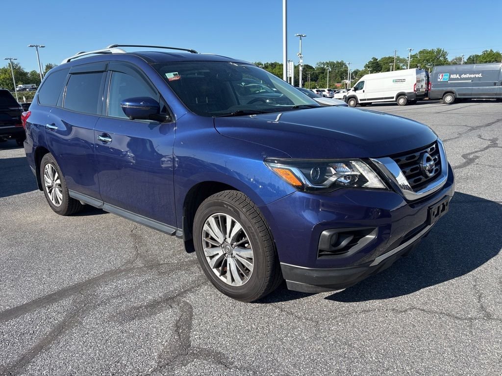 2020 Nissan Pathfinder SL 4WD's photo