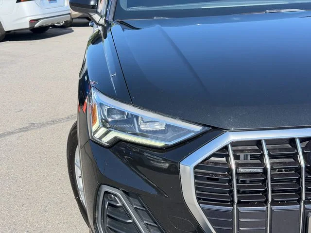 Used 2023  Audi Premium image 5
