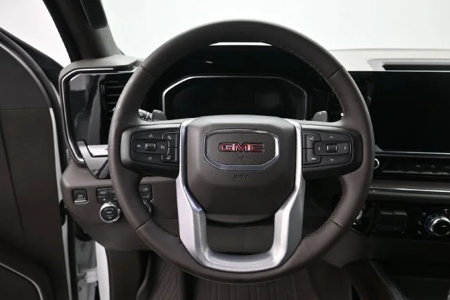 Used 2023 SUMMIT WHITE GMC SLT image 14