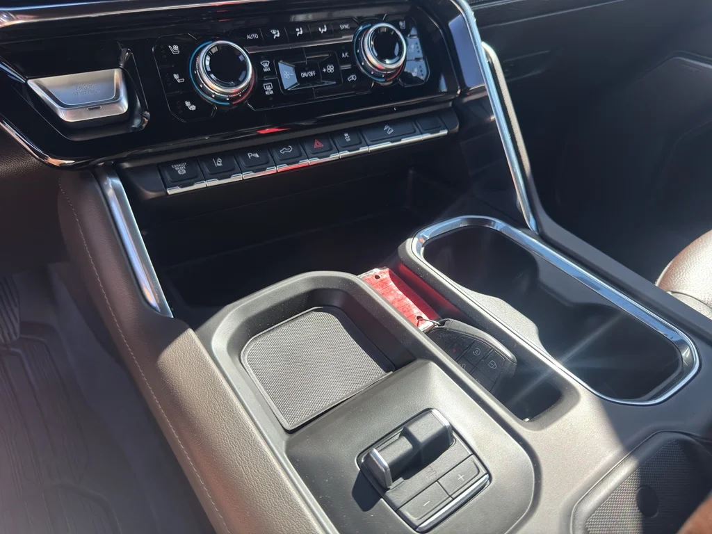 Used 2025 Downpour Metallic GMC Denali image 25