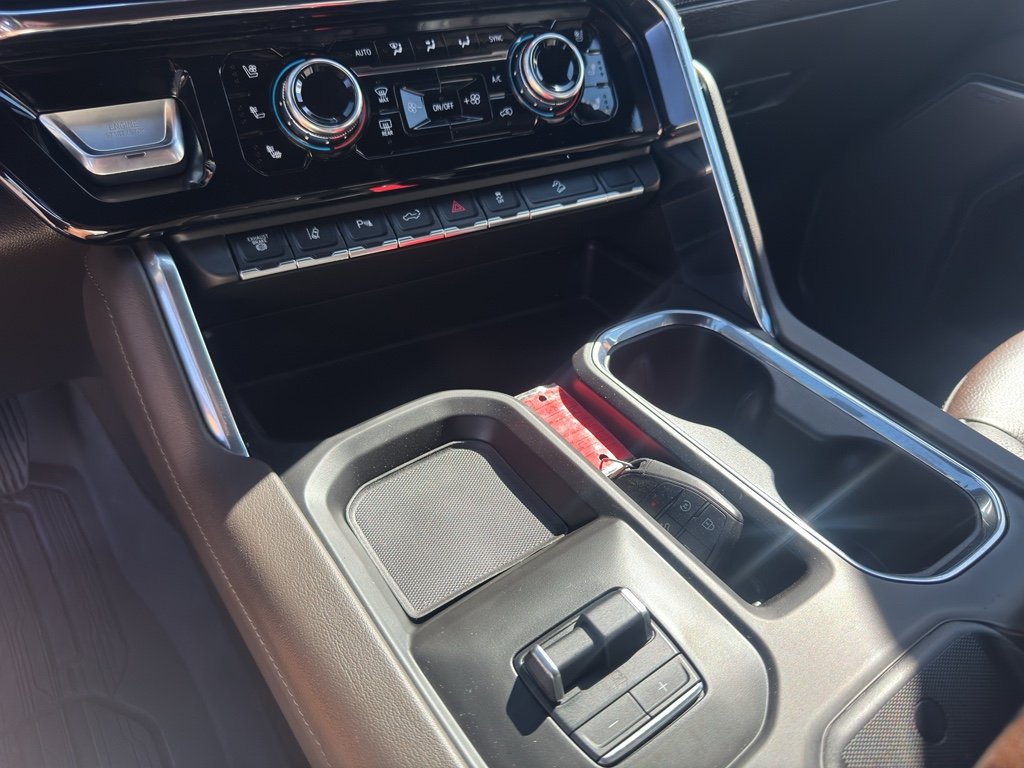 Used 2025 Downpour Metallic GMC Denali image 25