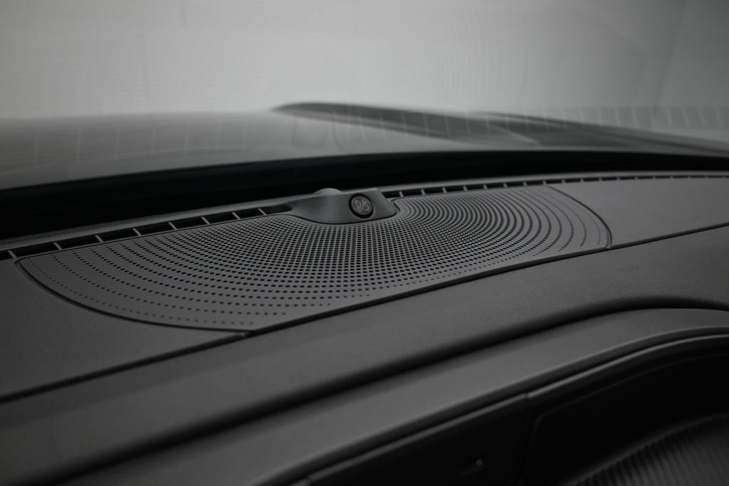 New 2026 Shadow Black Ford Badlands image 18