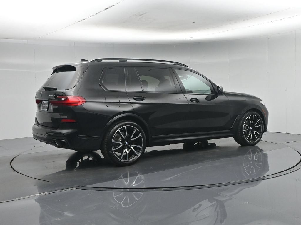 Used 2020 Black BMW xDrive40i image 33