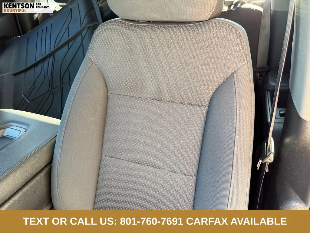 Used 2021 White Chevrolet Custom image 26