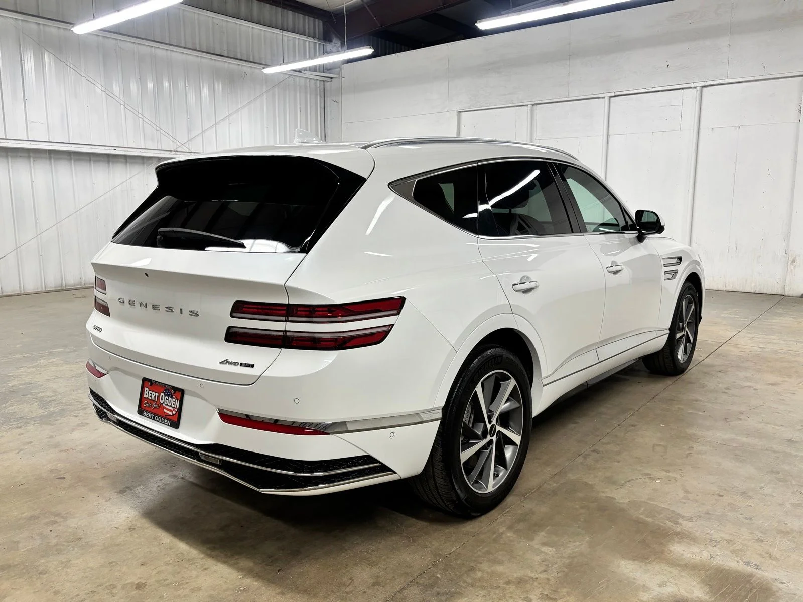 Used 2025 White Genesis 3.5T Advanced image 7