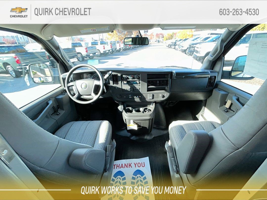 2025 Chevrolet Express Cargo Work Van - Photo 12