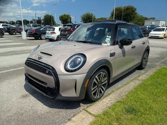 2023 MINI Cooper S Signature