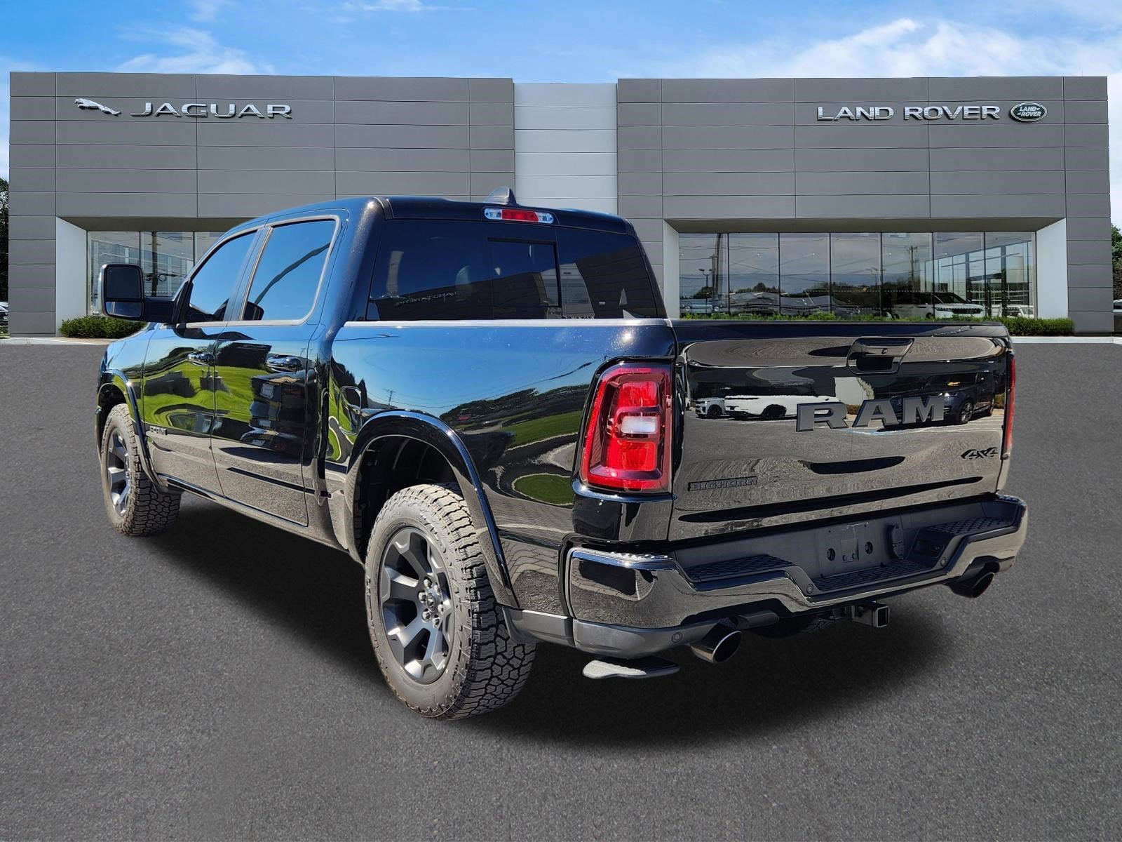 Used 2026 Diamond Black Crystal Pearlcoat Ram Big Horn/Lone Star image 3