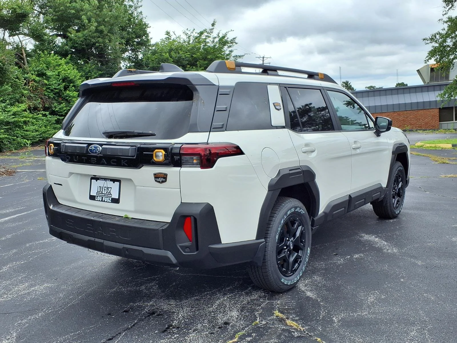 New 2026 CRYSTAL WHITE PEARL Subaru Wilderness image 17