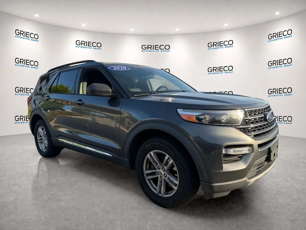 Used 2020 Gray Ford XLT image 1