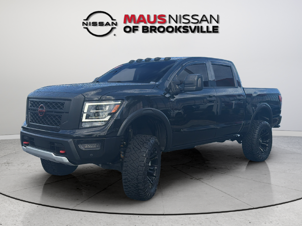Used 2024 Black Nissan PRO-4X image 5
