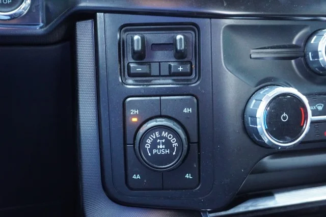 2023 Ford F-150 Platinum - Photo 39