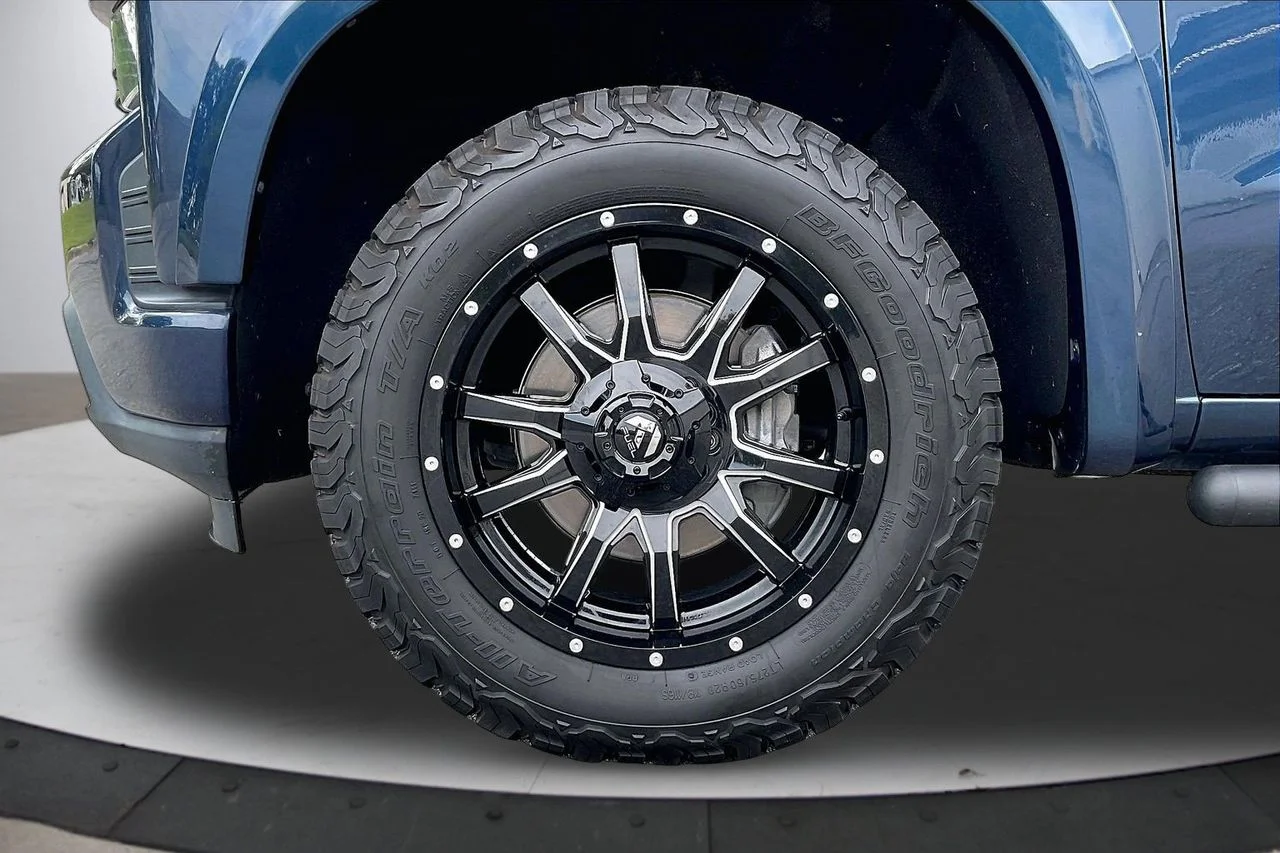 Certified Used 2021 Blue Chevrolet Custom image 31