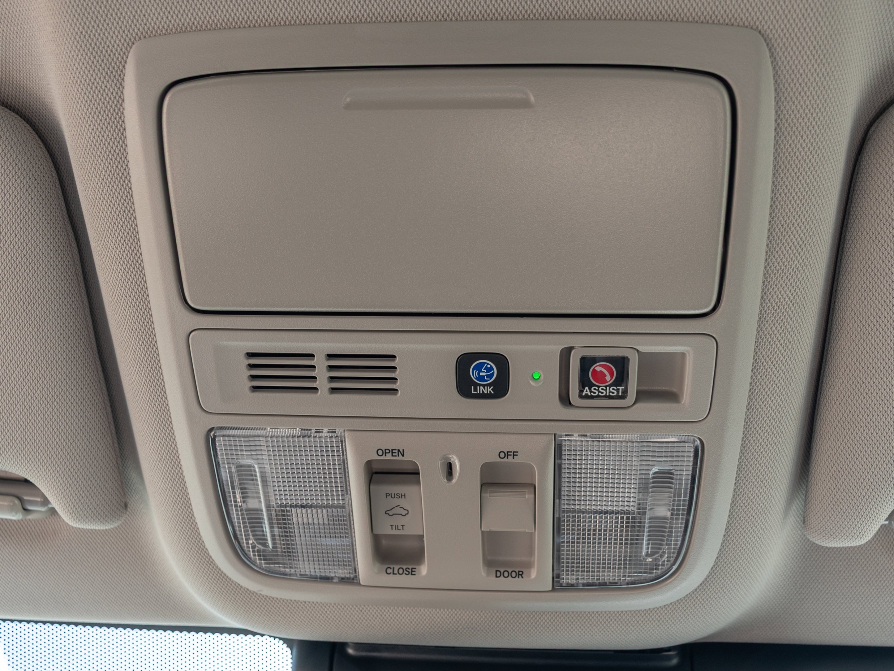 2022 Honda Accord Hybrid Touring - Photo 16