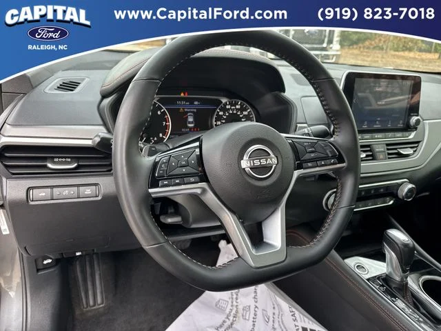 Used 2025 Gray Nissan 2.5 SR image 22