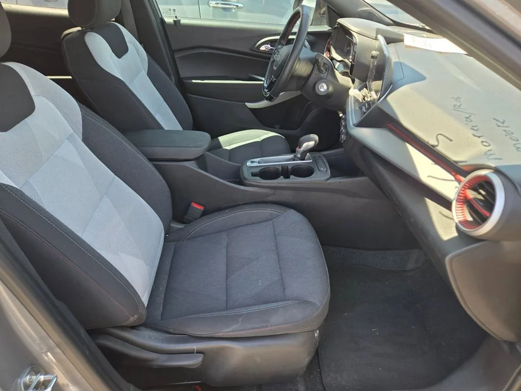 Used 2024 Sterling Gray Metallic Chevrolet 1RS image 3