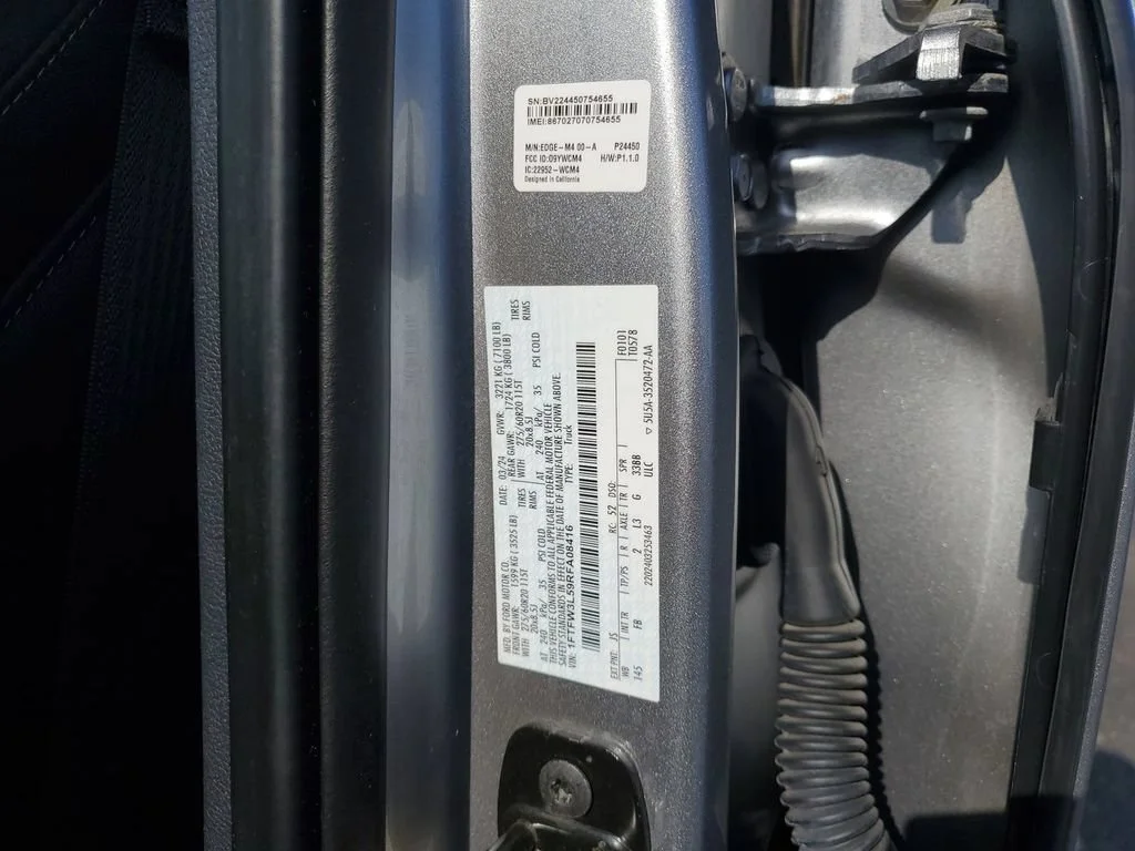 Used 2024 Silver Ford XLT image 40