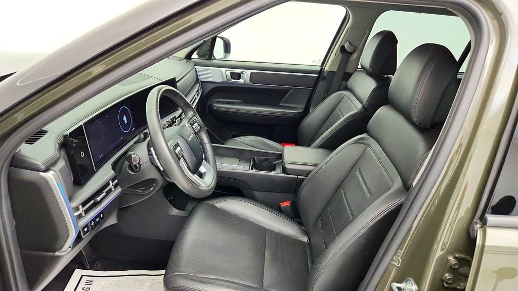 Used 2024 Rockwood Green Hyundai Limited FWD image 20