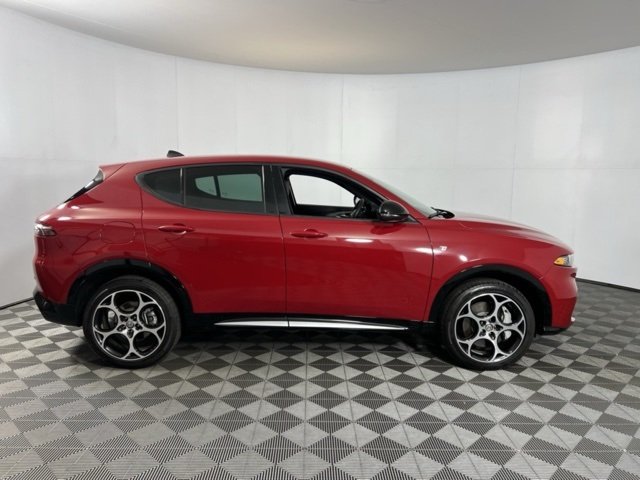 2024 Alfa Romeo Tonale Ti photo 3