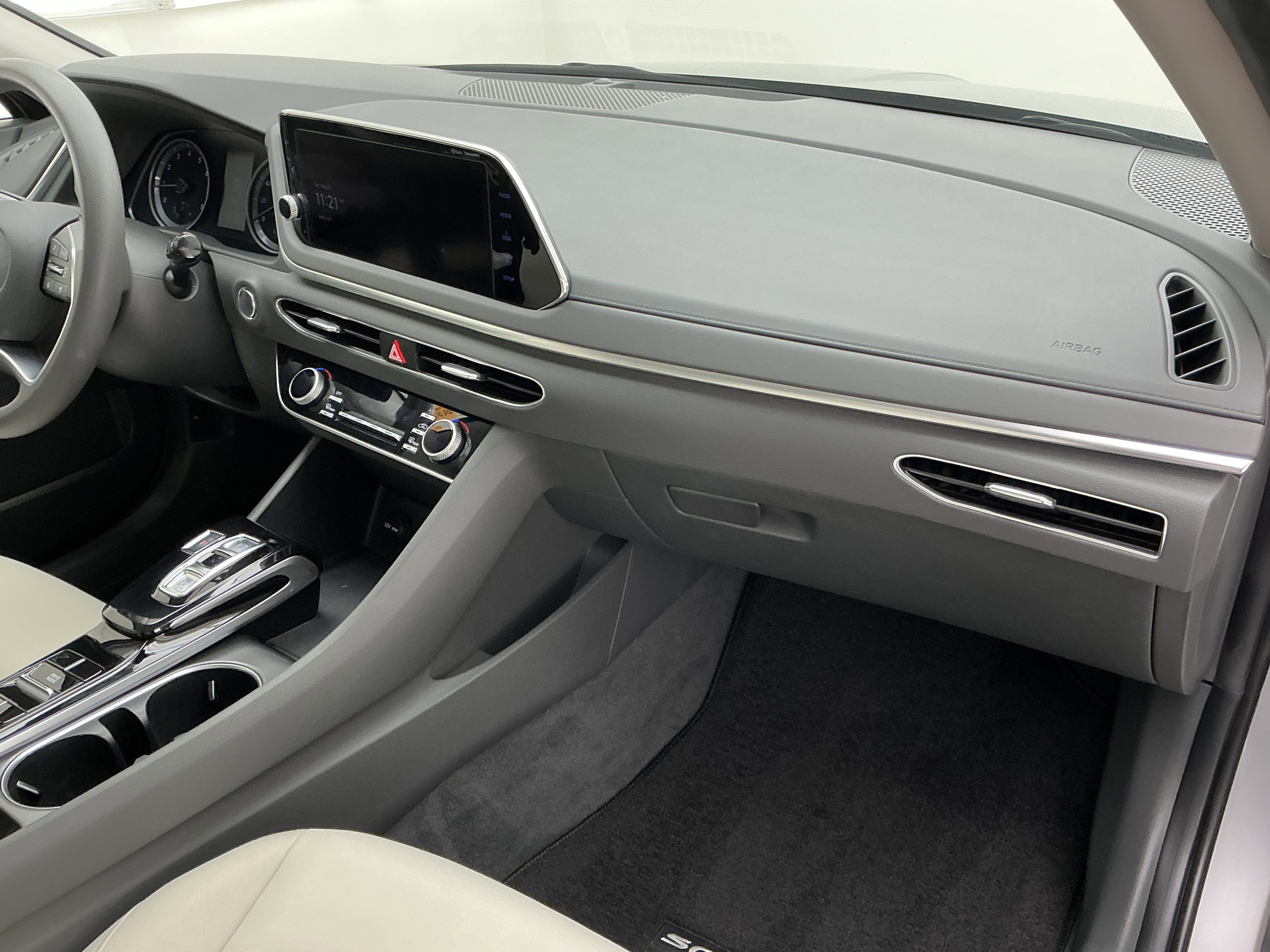 Used 2023 Curated Silver Hyundai SEL image 24