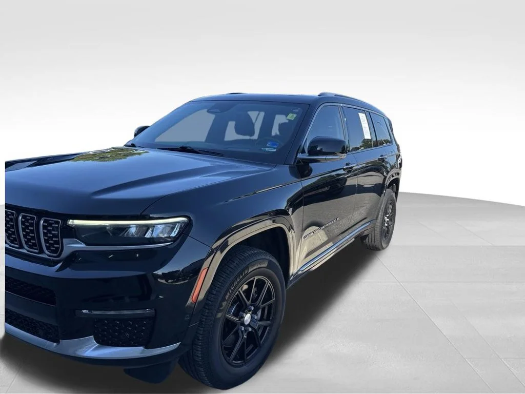 Used 2021 Black Jeep Summit image 33