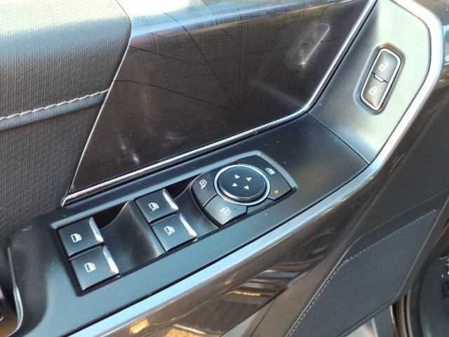 Used 2023 Black Ford XLT image 22
