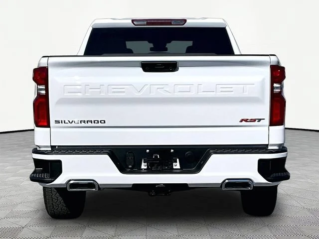 New 2026 Summit White Chevrolet RST image 5