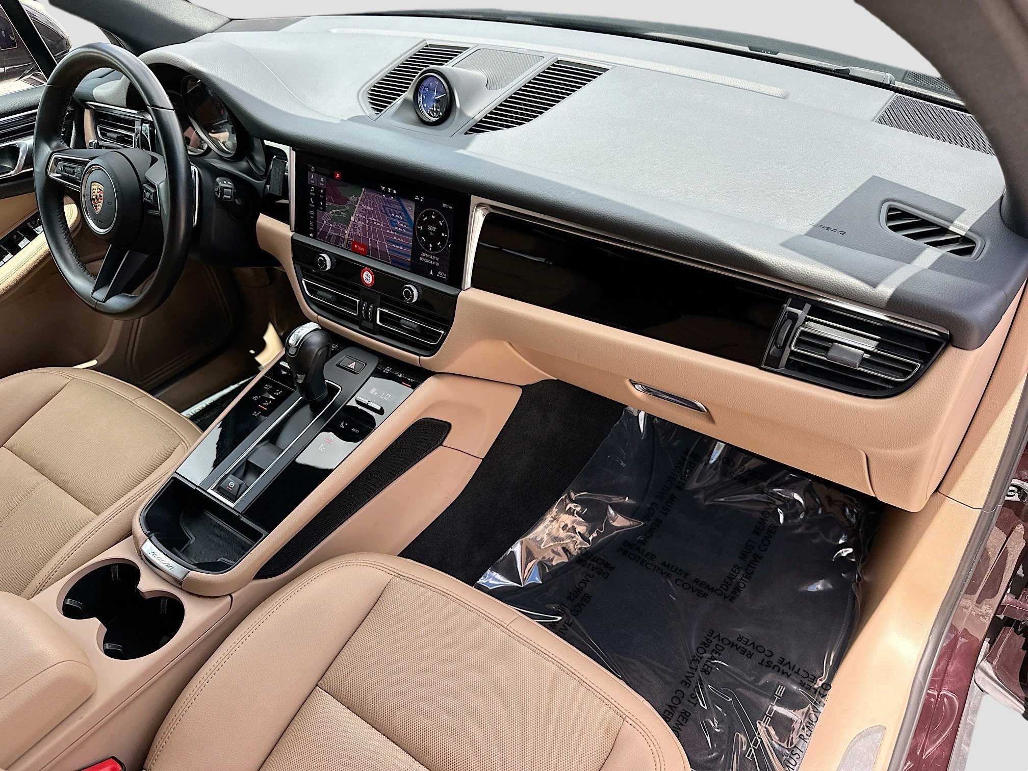 2024 Porsche Macan S - Photo 33