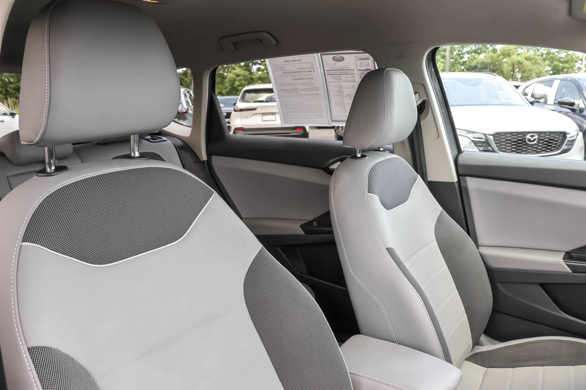 2023 Volkswagen Taos SE - Photo 46
