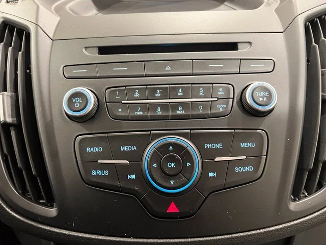 Used 2018 Blue Ford SE image 15