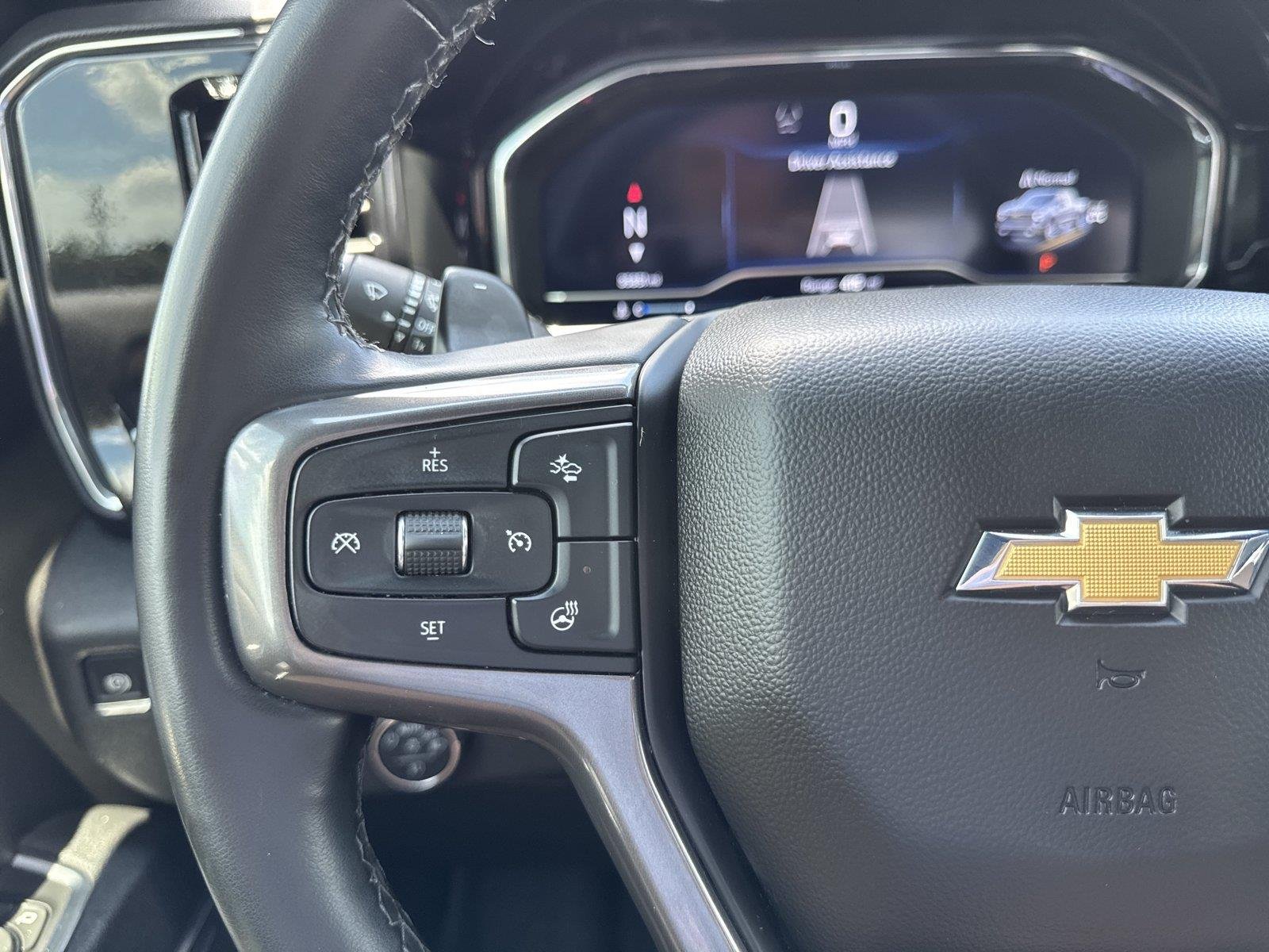 Used 2025 Sterling Gray Metallic Chevrolet High Country image 17