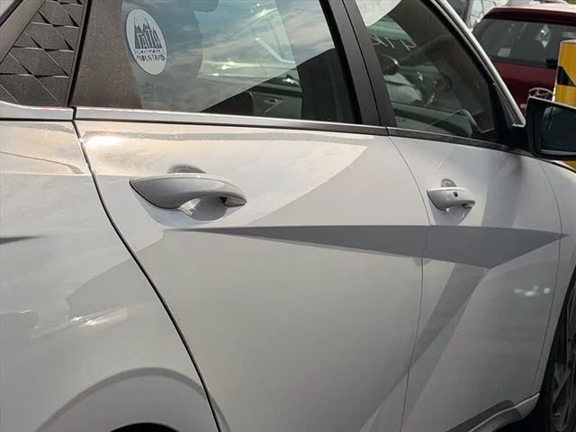 Used 2024 White Hyundai SEL image 11
