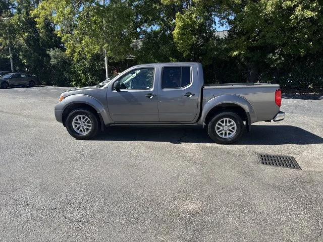 Used 2019 Gray Nissan SV image 8