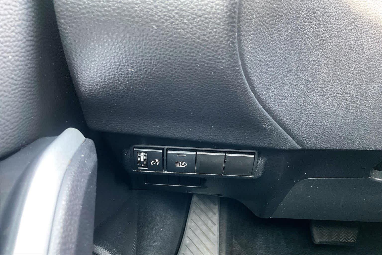 Used 2025 Cypress Toyota XLE image 31