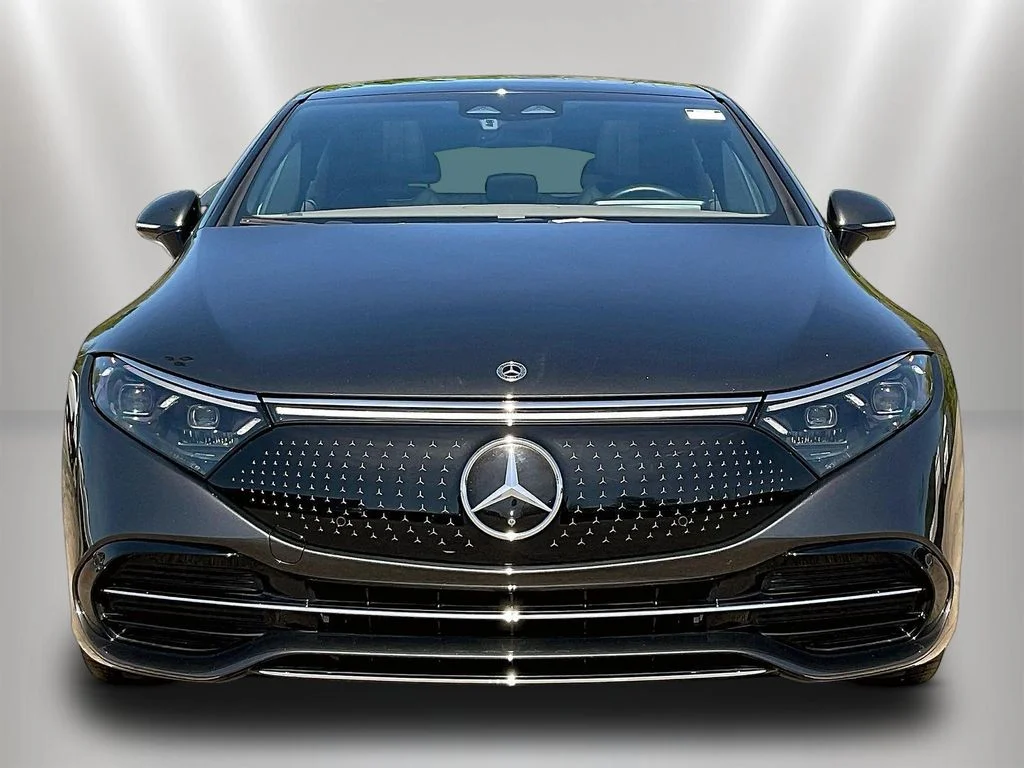Used 2023  Mercedes-Benz 450 image 2